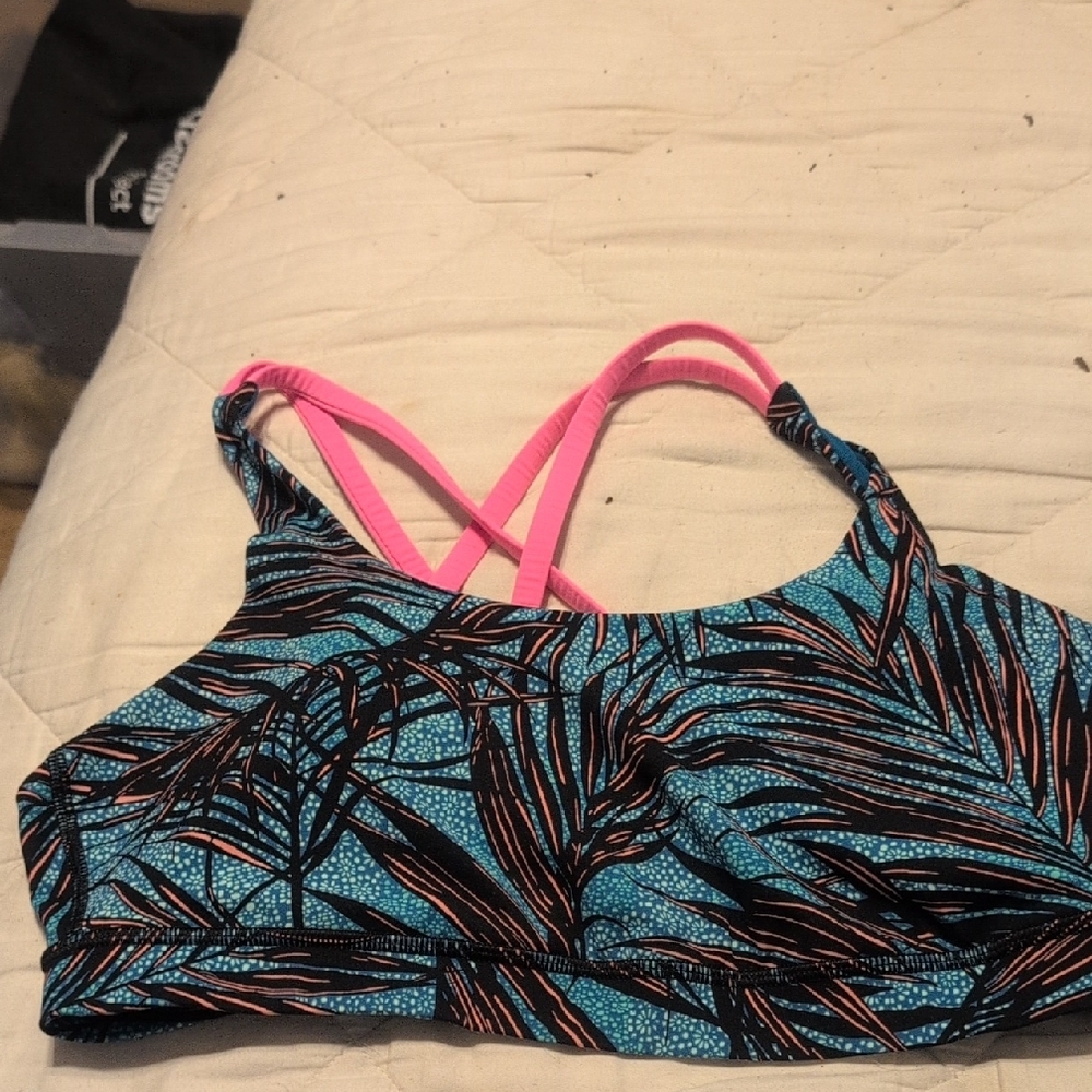 Lululemon athletica Tropical Print Sports Bra LIKE NEW SIZE 12